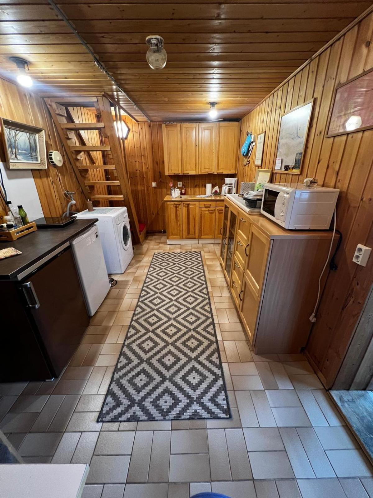 Adorable 1-Bedroom Cottage/Guesthouse In Kittilae Экстерьер фото