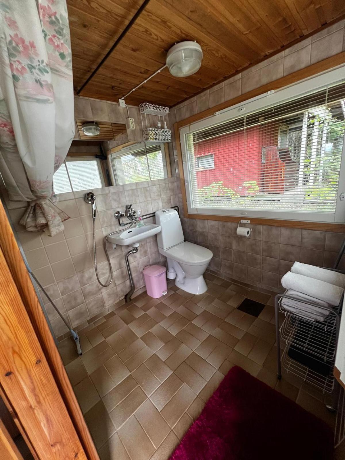 Adorable 1-Bedroom Cottage/Guesthouse In Kittilae Экстерьер фото